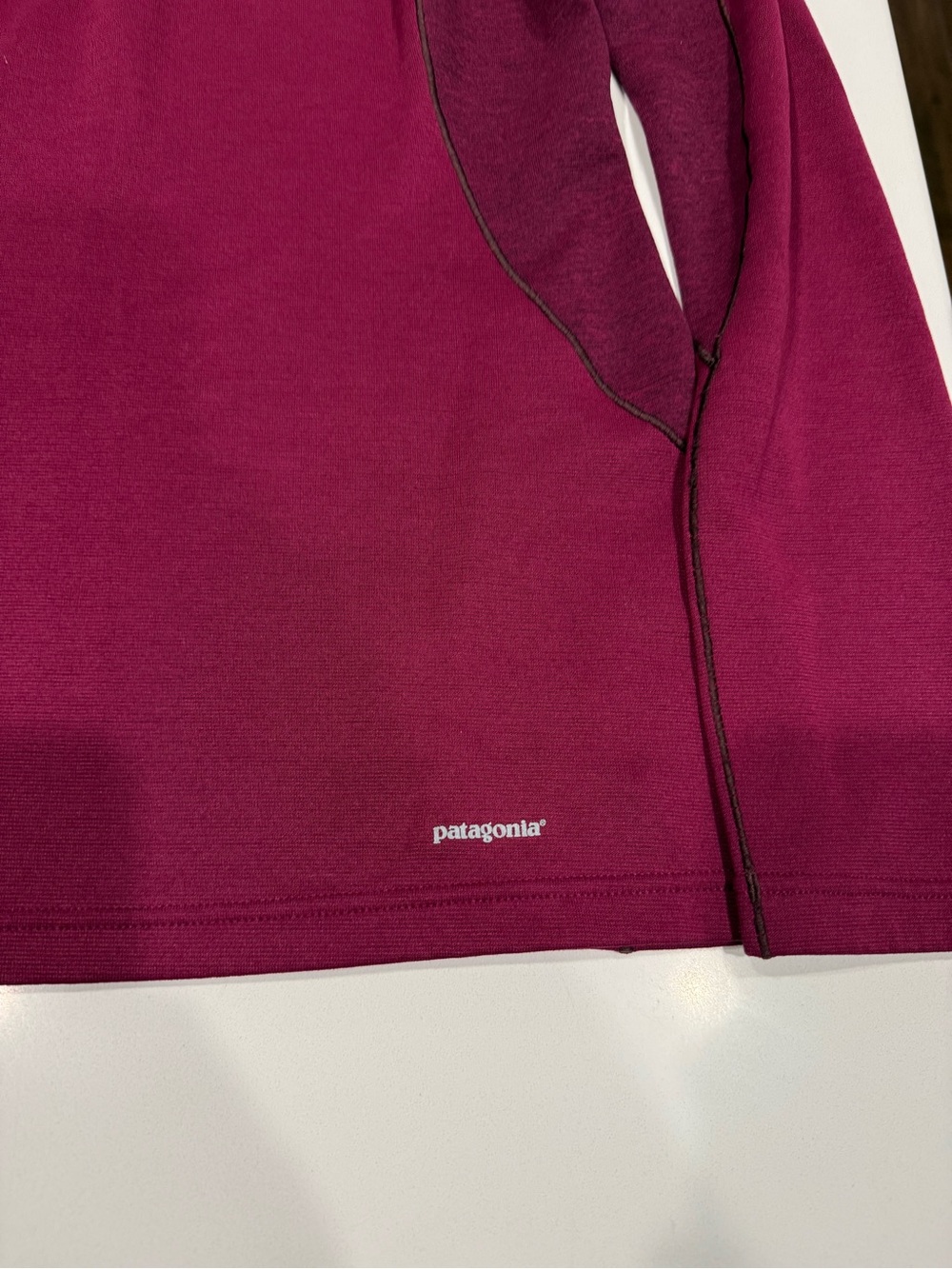 Patagonia Women's Capilene Magenta Two-Piece Performance Base Layer Set - Picture 3 of 13
